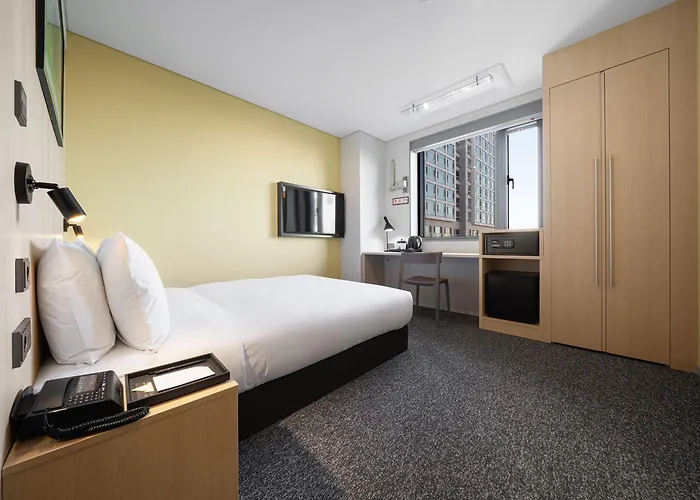 Nine Tree By Parnas Dongdaemun Hotel